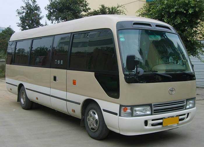 北京租賃中巴車(chē)要注意什么？北京中巴車(chē)租賃注意事項(xiàng)